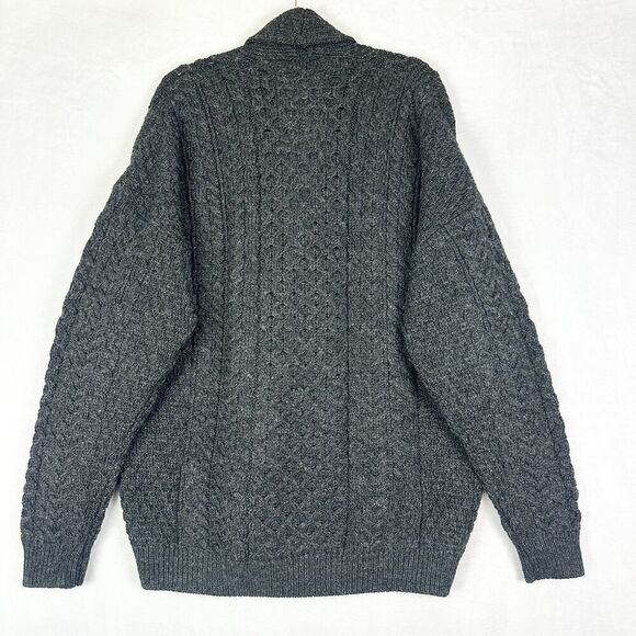 Carraig Donn Irish Pure New Wool Fisherman Cable Knit Cardigan Sweater Size XL - Picture 2 of 7